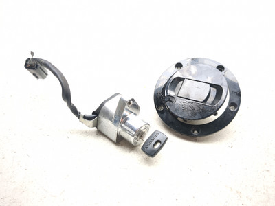 10-14 Victory Cross Roads Lock Set Ignition Switch Cap And Key