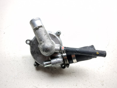 06-24 Suzuki VZR1800 M109R Boulevard BOSS Engine Motor Water Pump