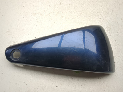 04-10 Kawasaki Vulcan 2000 VN2000 Right Side Lower Seat Cover Panel