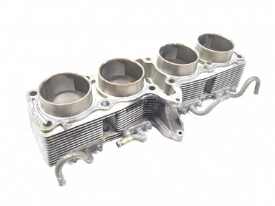 06 Suzuki GSX 600 750 Katana Engine Motor Cylinder Head Jug