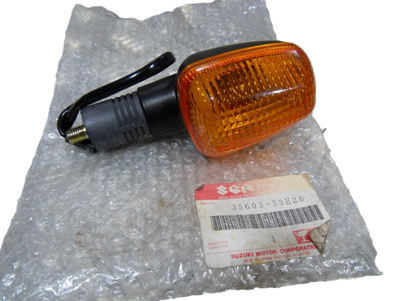 1999-2002 Suzuki SV650 SV650S New OEM Front Turn Signal Light