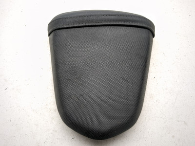 18-25 Suzuki GSX250R GSX 250 Rear Passenger Seat