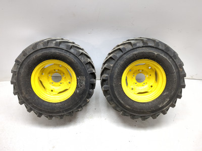 23 John Deere 1025R Tractor Rear Wheel Rim Carlisle Trac Chief Tires 26x12.00-12