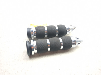 07-12 Harley Ultra Classic Electra Glide FLHTCU Throttle Tube And Grips