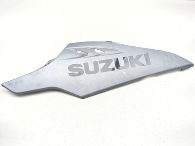 09-16 Suzuki GSXR 1000 Front Right Lower Belly Fairing Cover Panel