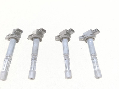 14 15 Honda VFR800F Interceptor Ignition Coil Plugs Pack Set