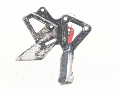 14 15 Honda VFR800F Interceptor Passenger Right Rearset