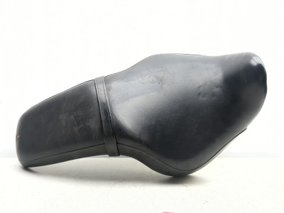 04-09 Honda VTX1300C VTX 1300 Full One Piece Driver Passenger Seat 77200-MEM6700