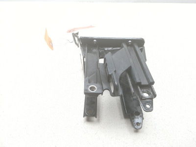 17-23 Harley Davidson Road Glide FLTRXS Front Inner Fairing Bracket Mount