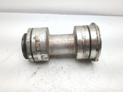 09-25 Yamaha YFZ450R YFZ 450 Rear Axle Carrier Bearing