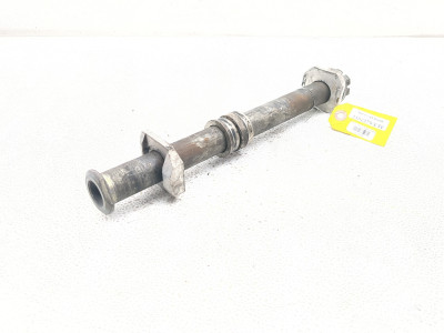 04 05 Suzuki GSXR 600 750 Rear Wheel Axle TRSH PL