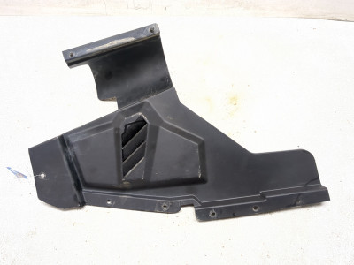 24 25 CFMoto CForce 800 XC Front Right Inner Splashguard