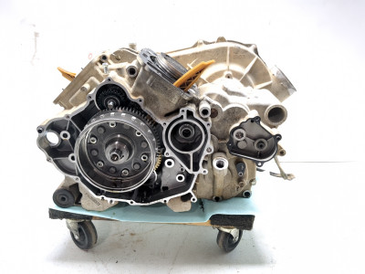 24 25 CFMoto CForce 800 XC Engine Motor Case Block Bottom End