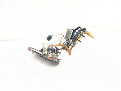 00-06 Harley Davidson FLHPI Road King Police Petrol Gas Fuel Pump Assembly