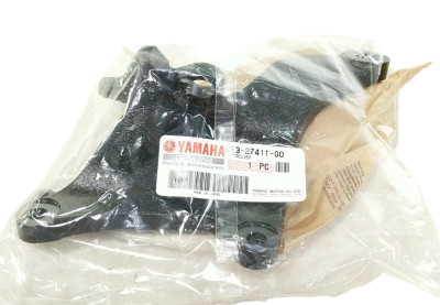 2017 YAMAHA SR950 / SCR950 FOOTREST 1 B33-27411-00