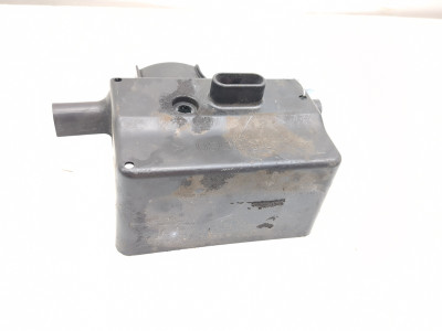 09-20 Yamaha Vmax 1700 VMX17 ABS Pump Holder 2S3-2160E-00-00