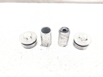 05-09 Suzuki VL1500 Boulevard C90 Left & Right Caps & Spacers Fork Cap & Spacer