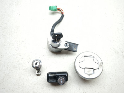 06-24 Suzuki VZR1800 M109R Boulevard Lock Set Ignition Switch Cap