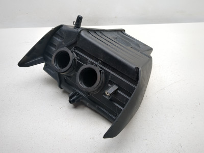 22-25 Yamaha YZF-R7 YZF R7 Upper Air Cleaner Case Assembly 1WS-14401-00-00
