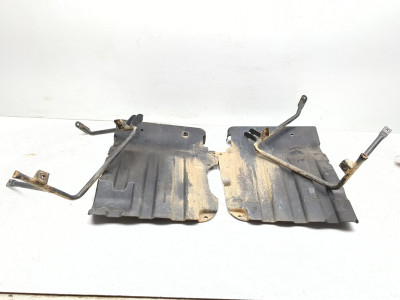 09-24 Kawasaki Mule 4010 KAF620 4x4 Left & Right Front Inner Splash Guards