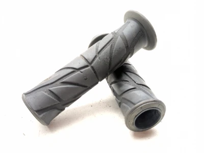 03-06 Ducati 749 999 Front Spider Peak Left & Right Grips with Throttle Tube