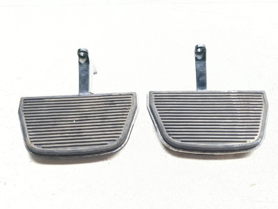 08-13 Harley FLTRU Road Glide Ultra Rear Left & Right Passenger Foot Floorboards