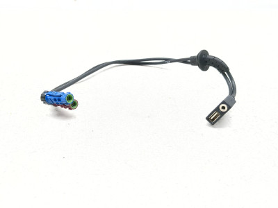 10-13 BMW R1200RT Premium USB AUX Adapter Cable 65147709549