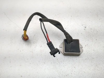 08 09 Buell 1125R Rear LP2 Voltage Regulator Rectifier Y03021AMC