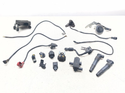 12-16 Kawasaki EX650 Ninja 650 Electrical Components Set Regulator Rectifier