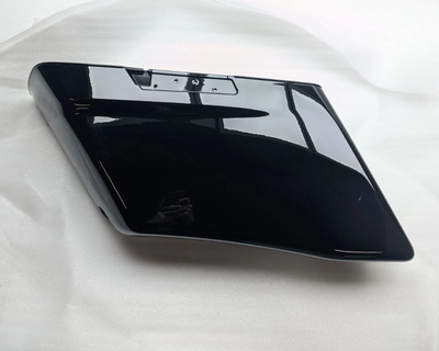 2024-2025 Harley-Davidson Road Glide Vivid Black LH Saddlebag 90201609DH