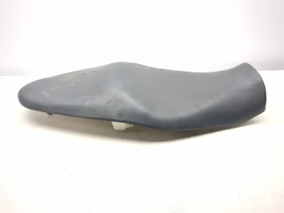 04-06 Kawasaki Z750 Full One Piece Driver Passenger Seat