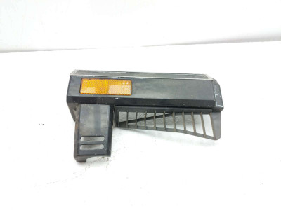 84 85 Honda Sabre VF1100S V65 Front Right Radiator Grill Screen Cover Guard