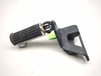 06-16 Kawasaki Vulcan 900 VN900C Front Left Driver Foot Peg