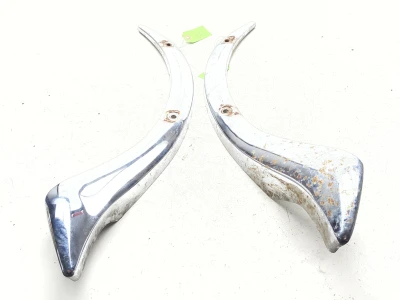 04-10 Kawasaki Vulcan 2000 VN2000 Rear Left Right Fender Strut Set 35011-0010