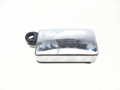 05-19 Suzuki LS650 Boulevard S40 Right Tool Box Cover 47440-24B20