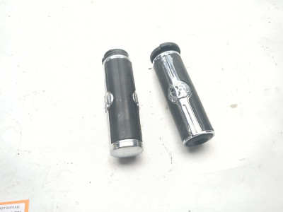 00-06 Harley Softail FXST Front Left Right Handlebar Grips Set 56740-04