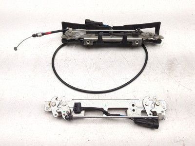 tx31767-14-19-can-am-spyder-