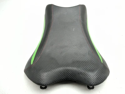 21-24 Kawasaki ZX10R Ninja ZX 10 Front Driver Passenger Seat 53066-0700