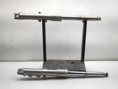 07-17 Harley Davidson Softail Deluxe FLSTN Front Forks Set STRAIGHT 45915-07