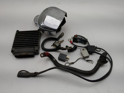 07-17 Harley Davidson Softail Deluxe FLSTN ECU Horn Relay Cable Kit Set