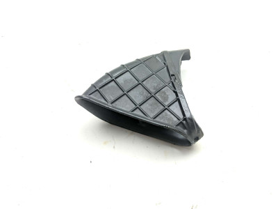 12 13 Honda VFR1200 DCT Right Air Intake Joint