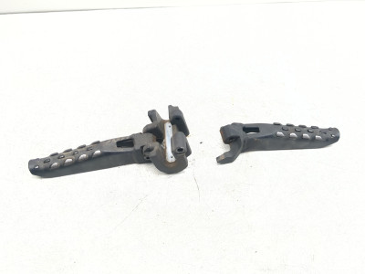 22-25 Can Am Ryker 900 Sport Front Left Right Driver Foot Peg Set 705013465
