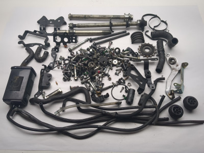 17-19 Kawasaki Z650 ER650 G Axle Hose Sprocket Bracket Hardware Lot DA01822-XTX