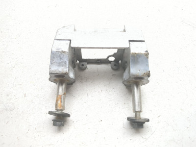 85-86 Honda VT1100C Shadow Handlebar Riser Set 53231-MG8-000