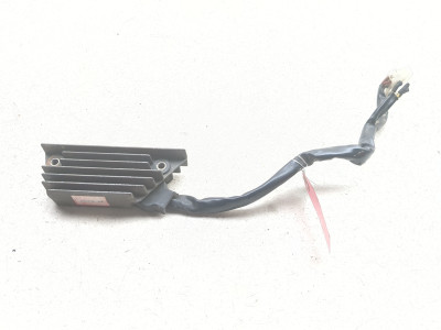 85-86 Honda VT1100C Shadow Voltage Regulator Rectifier 31600-MG8-008