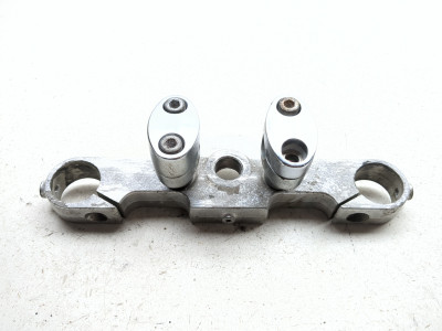 05-08 Kawasaki VN1600 Vulcan Nomad Triple Tree Riser Clamp