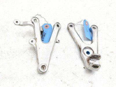 03-05 Yamaha YZF R6 Front Left Right Rearset Bracket Set 5SL-27442