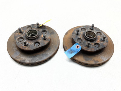10-18 Cushman Mini Kei Utility Truck Front Left Right Wheel Hub