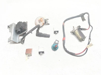 05-14 Vespa LX 50 Starter Motor Ignition Coil Horn Relay Sensor Kit Set 96921R
