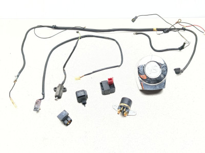 87-08 Suzuki VS1400 Intruder 1400 Horn Relays Switches & Battery
